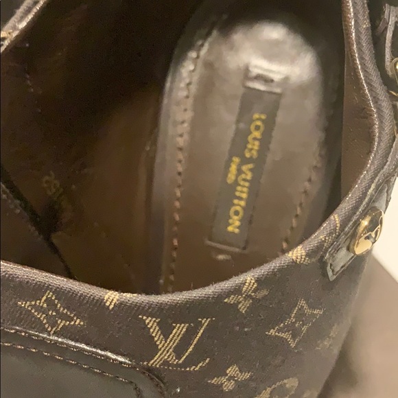 Louis Vuitton Boots - Picture 3 of 6